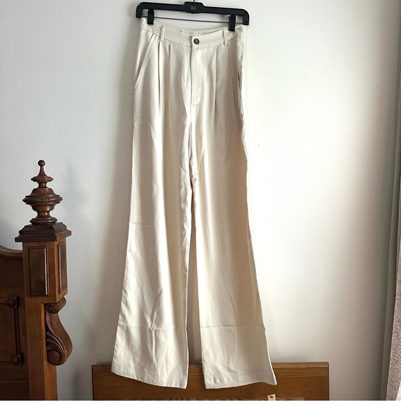 Reformation Pants - Reformation • NWT Mason Pant in Oyster